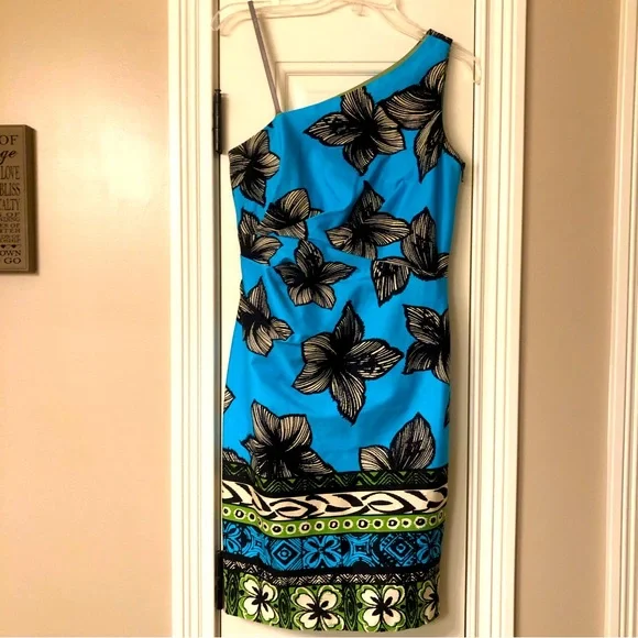 open lace back dress Colorful Tropical Lounge Print One Shoulder Luau Dress – Loco Lindo main image 1